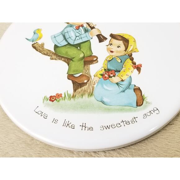 HYALYN USA Trivet Hot Plate 6" Ceramic Round Little Boy & Girl Wall Decor Vtg - Picture 4 of 12